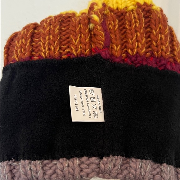 Verdict chasing sunsets Multicolor Knit Pom-Pom Beanie main image 6
